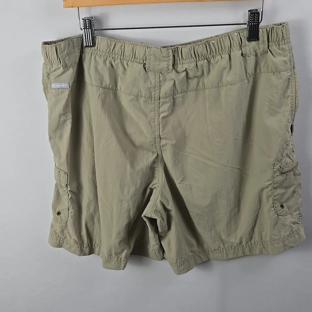 Columbia Womens Sandy River Cargo Shorts Khaki Tusk -Sz‎ L